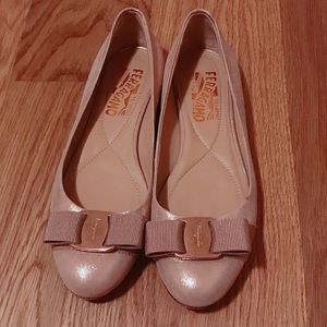 Salvatore Ferragamo Varina flats size 35.5